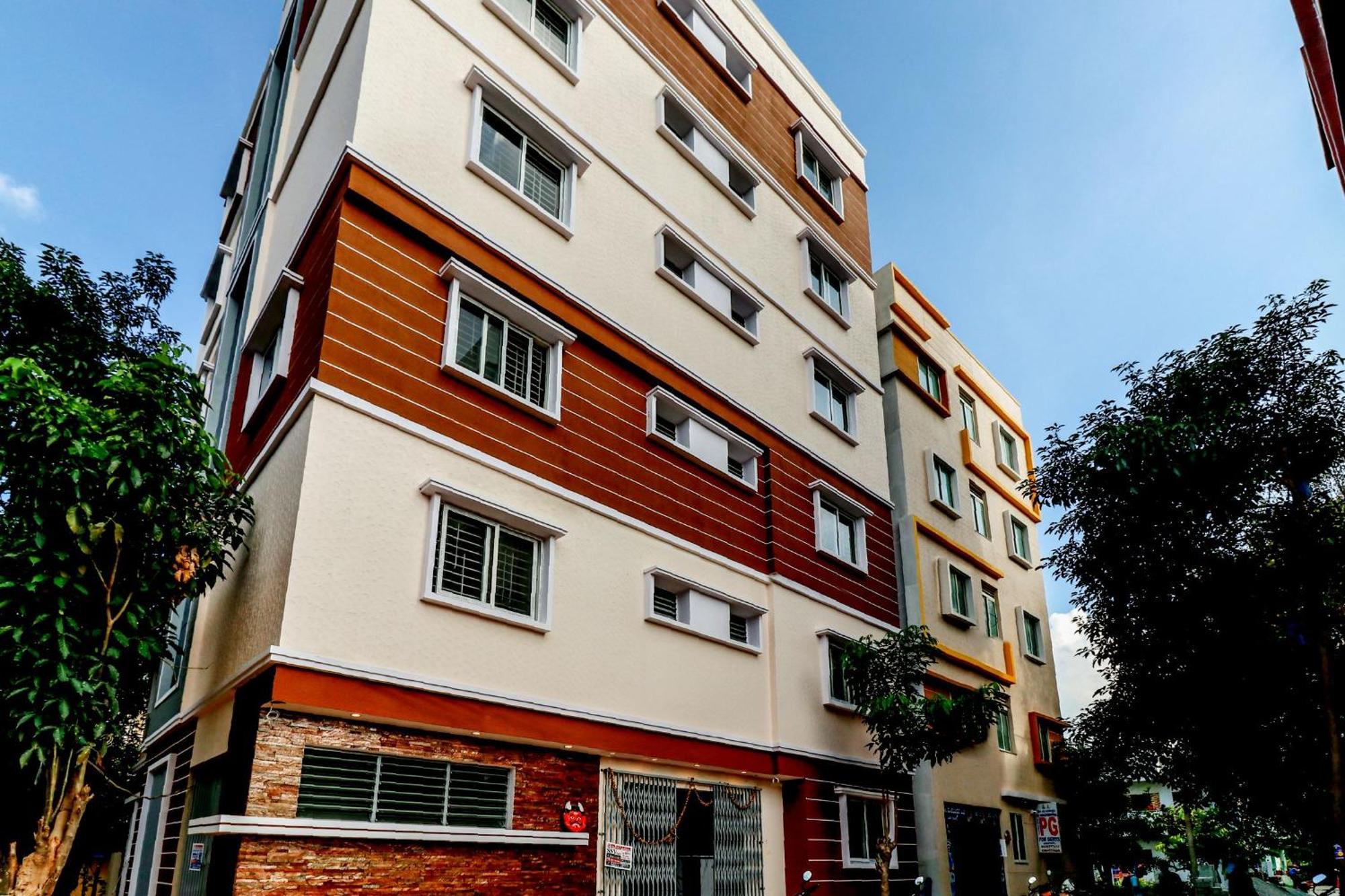 Capital O N R Residency Hotel Yelahanka Kültér fotó