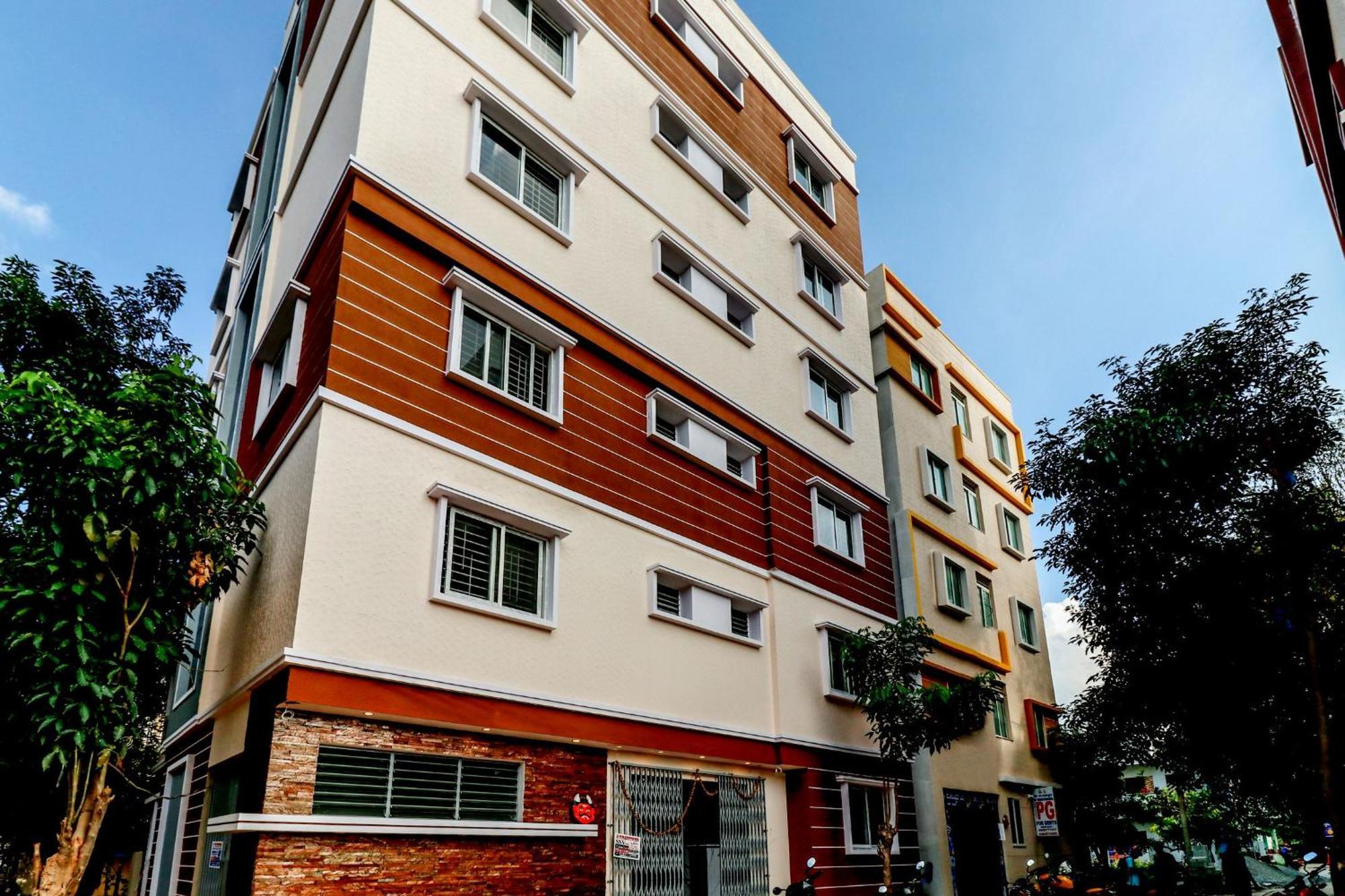 Capital O N R Residency Hotel Yelahanka Kültér fotó