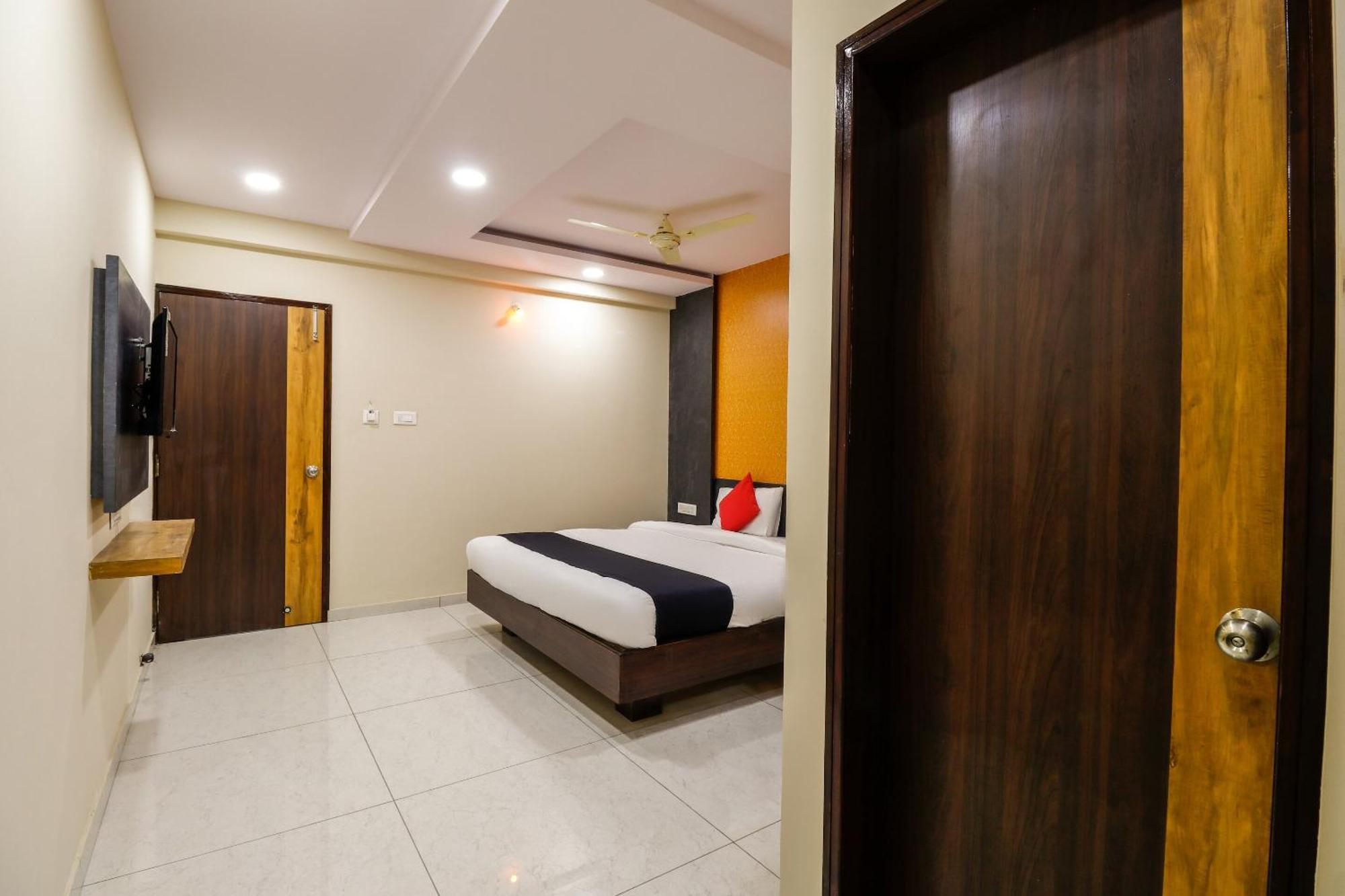 Capital O N R Residency Hotel Yelahanka Kültér fotó
