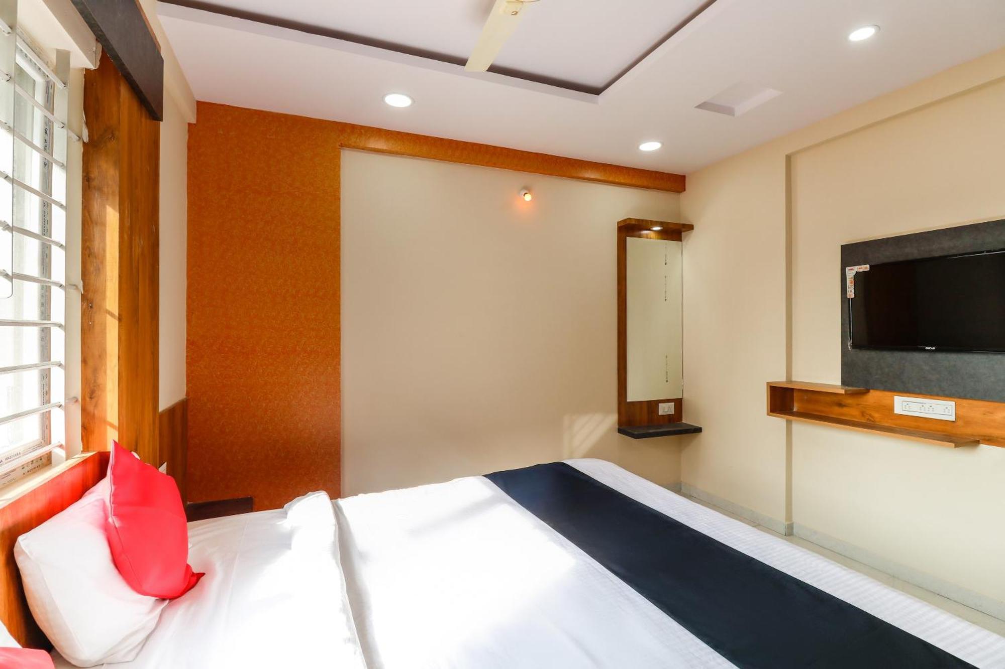 Capital O N R Residency Hotel Yelahanka Kültér fotó
